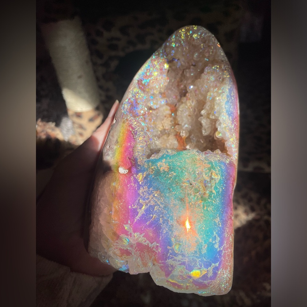 Pink amethyst aura freeform - Picture 6 of 15